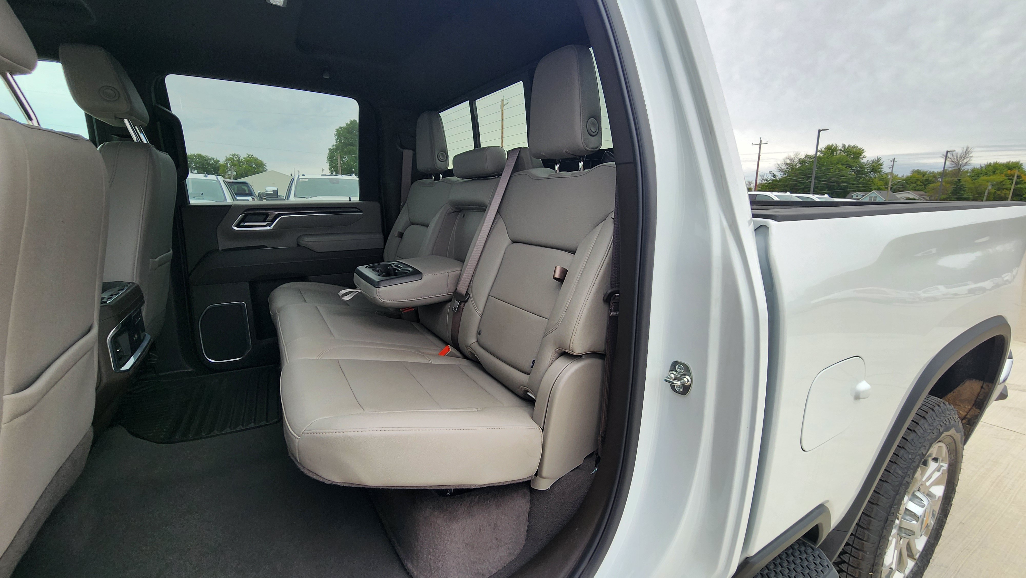 Certified 2026 Chevrolet Silverado 3500 LTZ w/ LTZ Plus Package AWD/4WD image 18