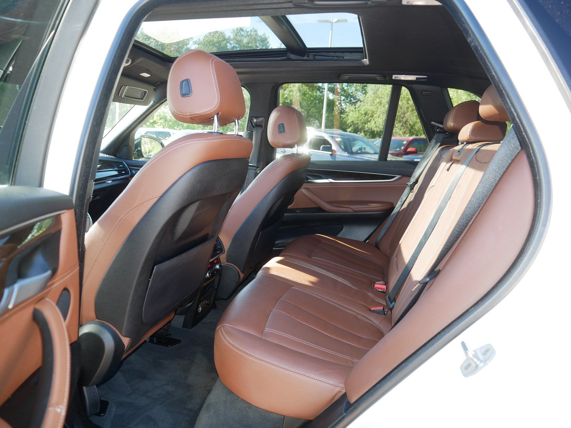 Used 2018 BMW X5 xDrive40e AWD/4WD image 35