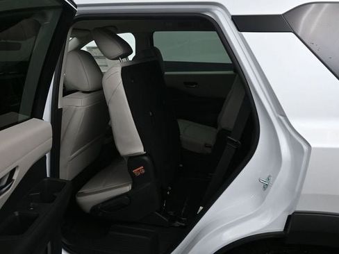 New 2026 Nissan Pathfinder SL image 27