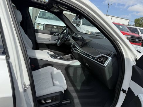 Used 2025 BMW X5 sDrive40i w/ Parking Assistance Package RWD image 10