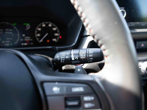 Used 2023 Honda CR-V Sport image 14