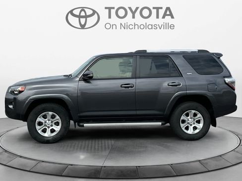 Used 2023 Toyota 4Runner SR5 Premium w/ Moonroof Package AWD/4WD image 2