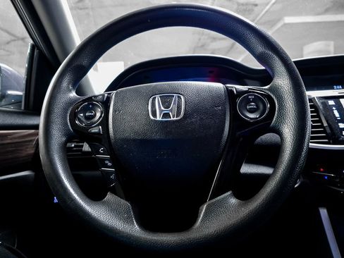 Used 2016 Honda Accord EX image 25