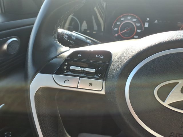 Used 2024 Hyundai Elantra SEL w/ Convenience Package FWD image 19
