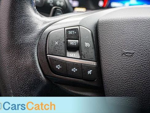 Used 2020 Ford Explorer XLT image 33