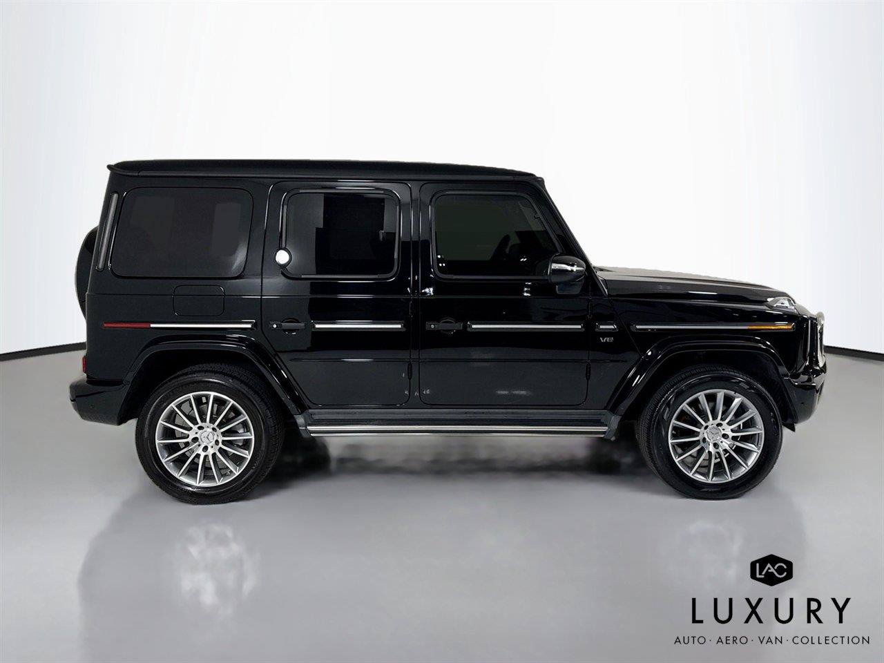 Used 2023 Mercedes-Benz G 550 image 4