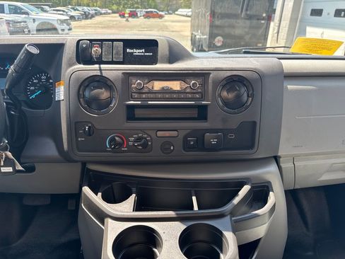 Certified 2025 Ford E-450 and Econoline 450 Super Duty w/ Power Equipment Group RWD image 19