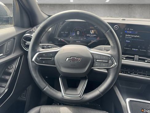 Used 2026 Chevrolet Equinox LT w/ Convenience Package II image 21