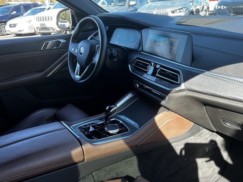 Used 2020 BMW X6 xDrive40i w/ Premium Package image 32