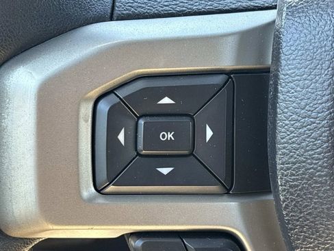 Used 2020 Ford F150 Lariat image 21