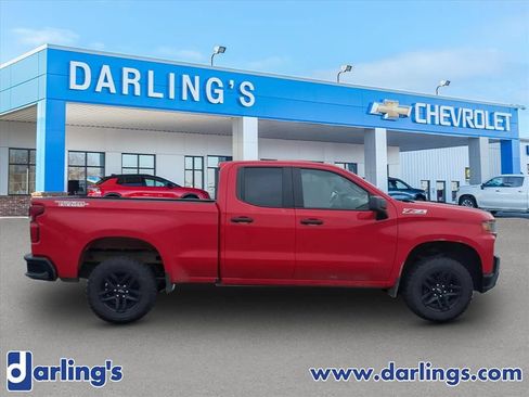 Used 2019 Chevrolet Silverado 1500 Custom Trail Boss w/ Custom Convenience Package AWD/4WD image 4