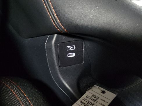 Used 2025 Honda HR-V Sport image 31