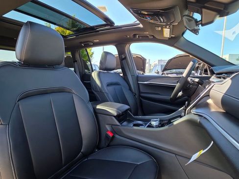 New 2025 Jeep Grand Cherokee Limited w/ Black Appearance Package image 13