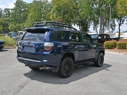 Used 2023 Toyota 4Runner SR5 Premium w/ Moonroof Package AWD/4WD image 4