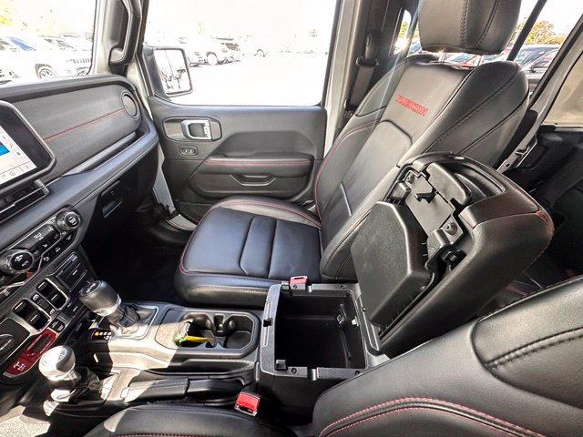 Used 2024 Jeep Wrangler Unlimited Rubicon AWD/4WD image 25