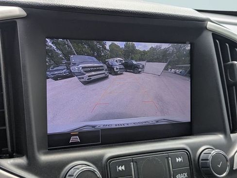 Used 2023 GMC Terrain SLT FWD image 23