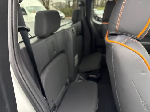 Used 2025 Nissan Frontier S image 29