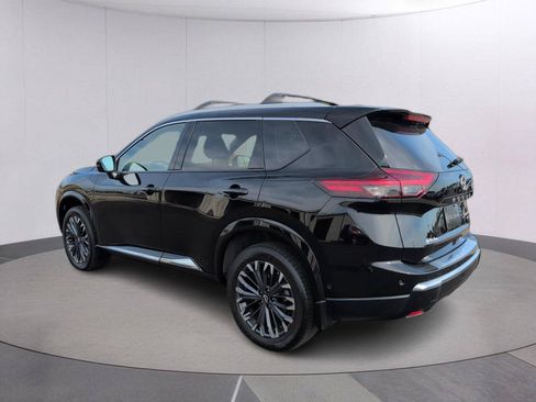Used 2026 Nissan Rogue Platinum w/ Platinum Premium Package AWD/4WD image 3