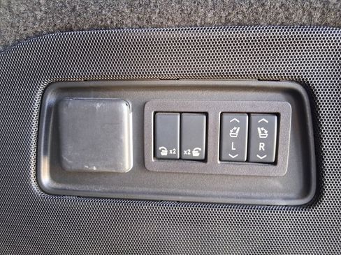 Used 2024 Cadillac Escalade Sport w/ Touring Package RWD image 7