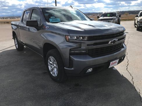 Used 2020 Chevrolet Silverado 1500 RST AWD/4WD image 4