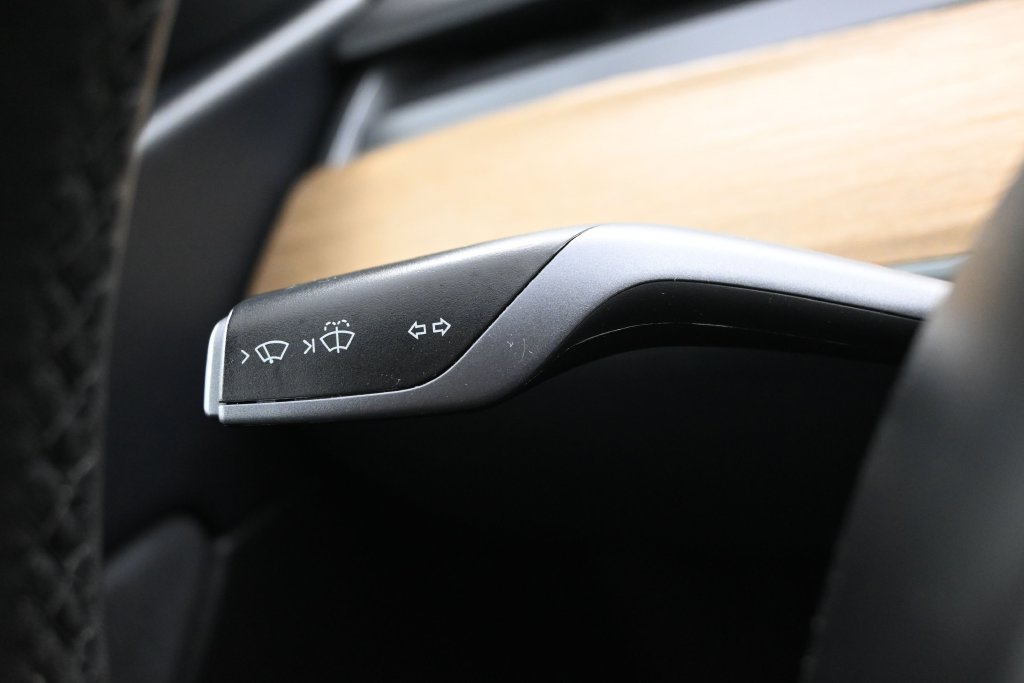 Used 2020 Tesla Model Y Long Range AWD/4WD image 19