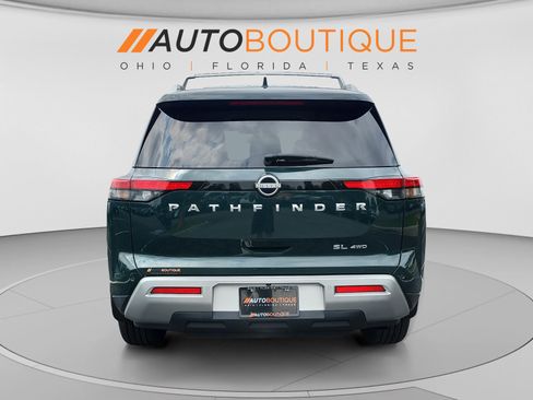 Used 2023 Nissan Pathfinder SL AWD/4WD image 4