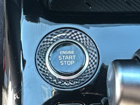 Used 2023 Kia Niro EX Touring image 36