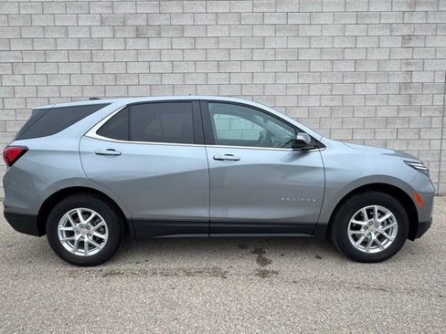 Certified 2024 Chevrolet Equinox LT image 32