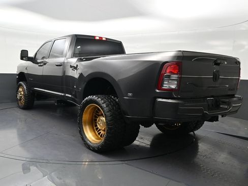 Used 2024 RAM 3500 Big Horn w/ Night Edition AWD/4WD image 3