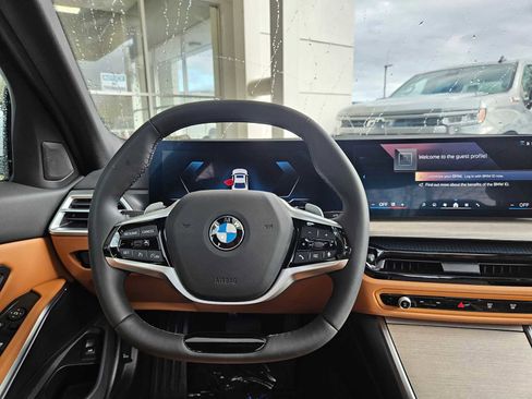 Used 2025 BMW 330i xDrive Sedan w/ Convenience Package image 22