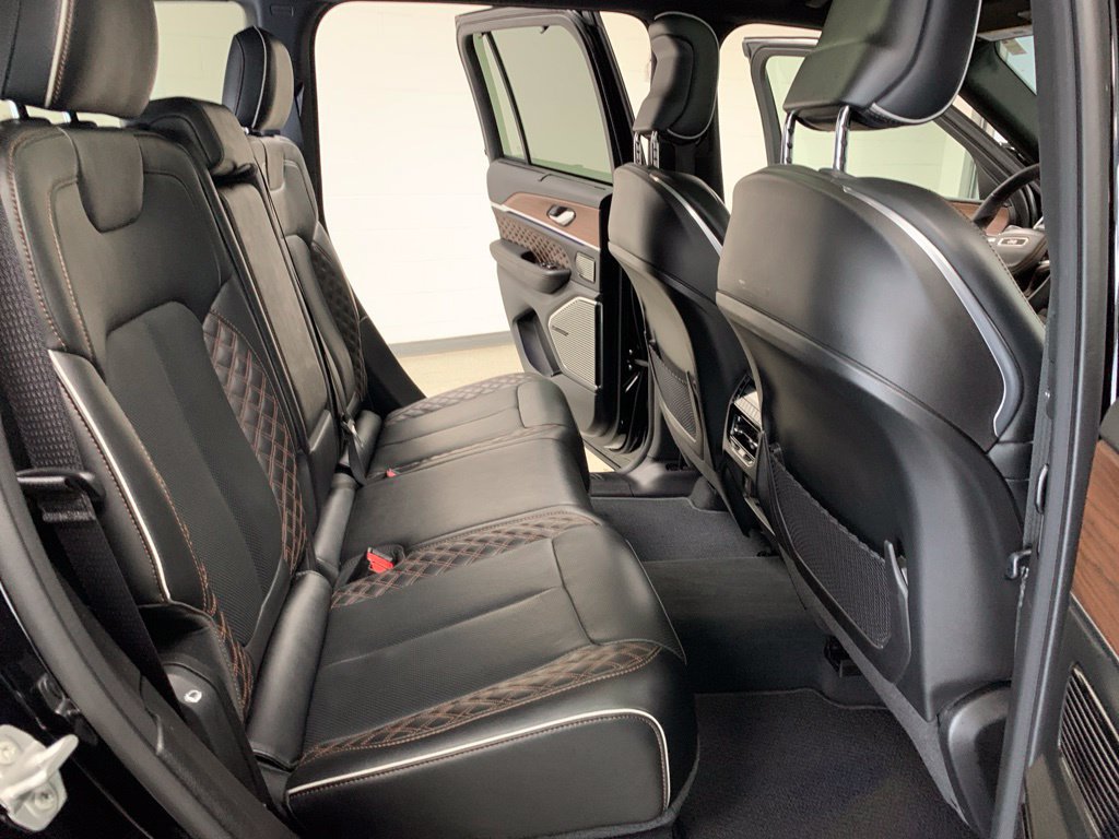 Certified 2023 Jeep Grand Cherokee Summit w/ Advanced Protech Group IV AWD/4WD image 12
