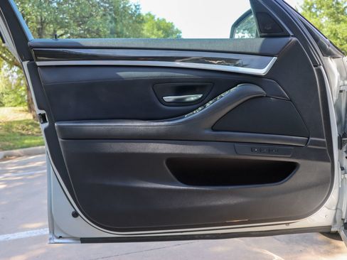 Used 2011 BMW 535i Sedan RWD image 12