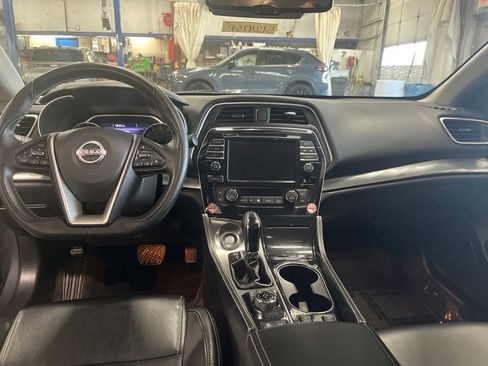 Used 2023 Nissan Maxima SV w/ Floor Mat Group image 13