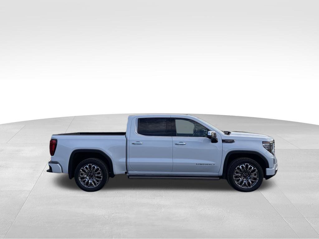 Used 2026 GMC Sierra 1500 Denali Ultimate AWD/4WD image 25