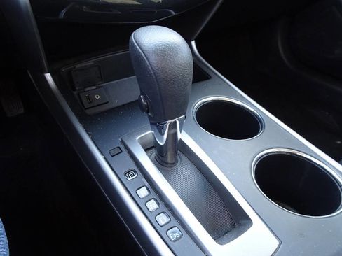 Used 2015 Nissan Altima 2.5 SV image 21