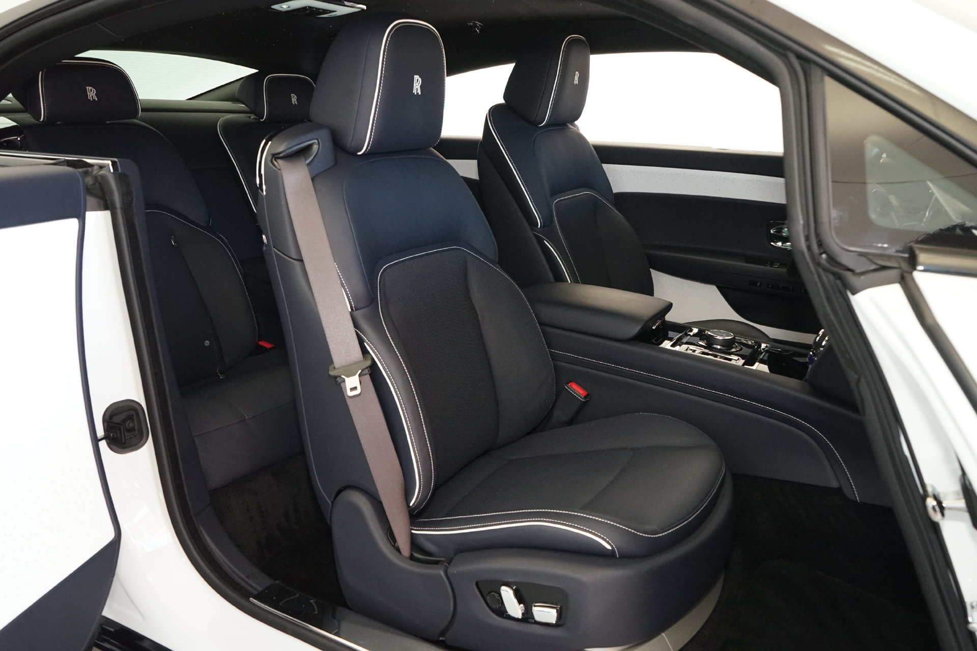 Used 2024 Rolls-Royce Spectre w/ Spectre Launch Package AWD/4WD image 12