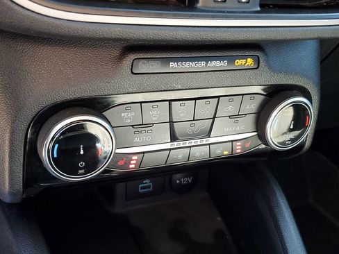 Used 2022 Ford Escape SE w/ Convenience Package image 29