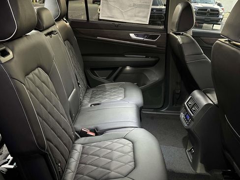 New 2026 Volkswagen Atlas SEL Premium R-Line image 15