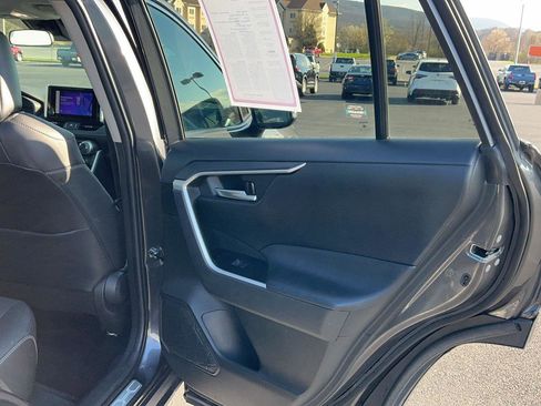 Used 2023 Toyota RAV4 XLE Premium image 34