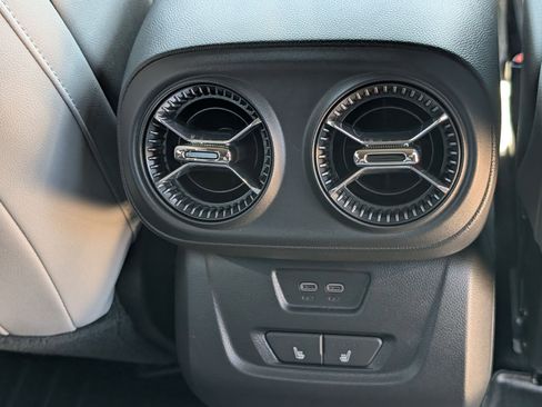 Used 2025 Chevrolet Blazer EV SS AWD/4WD image 27