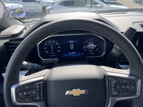 New 2026 Chevrolet Silverado 1500 LT w/ Z71 Off-Road Package AWD/4WD image 7