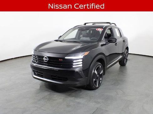 Certified 2026 Nissan Kicks SR FWD image 2