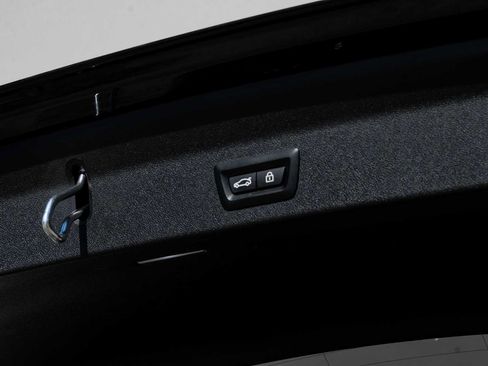 Used 2023 BMW X3 xDrive30i w/ M Sport Package image 58