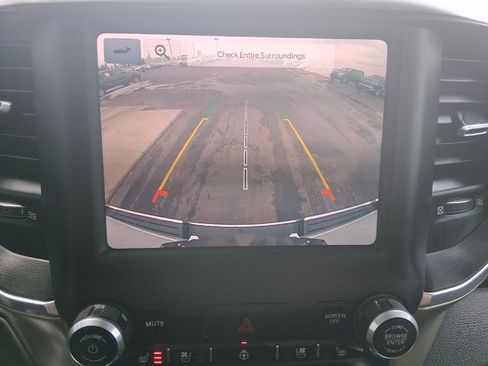 Used 2022 RAM 1500 Laramie AWD/4WD image 23