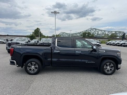 Certified 2024 GMC Sierra 1500 SLT image 6