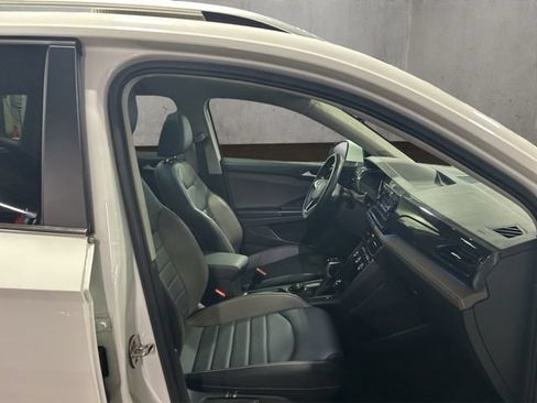 Used 2022 Volkswagen Taos SEL w/ Panoramic Sunroof Package AWD/4WD image 22