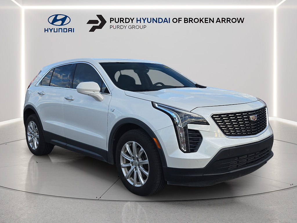 Used 2019 Cadillac XT4 Luxury FWD image 1