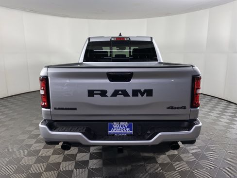 New 2026 RAM 1500 Laramie AWD/4WD image 9