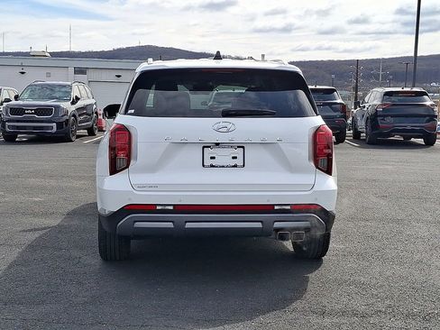 Used 2025 Hyundai Palisade SEL FWD image 5