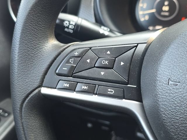 Used 2022 Nissan Kicks SV FWD image 36
